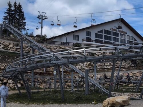 שירותי סיוע תיירים