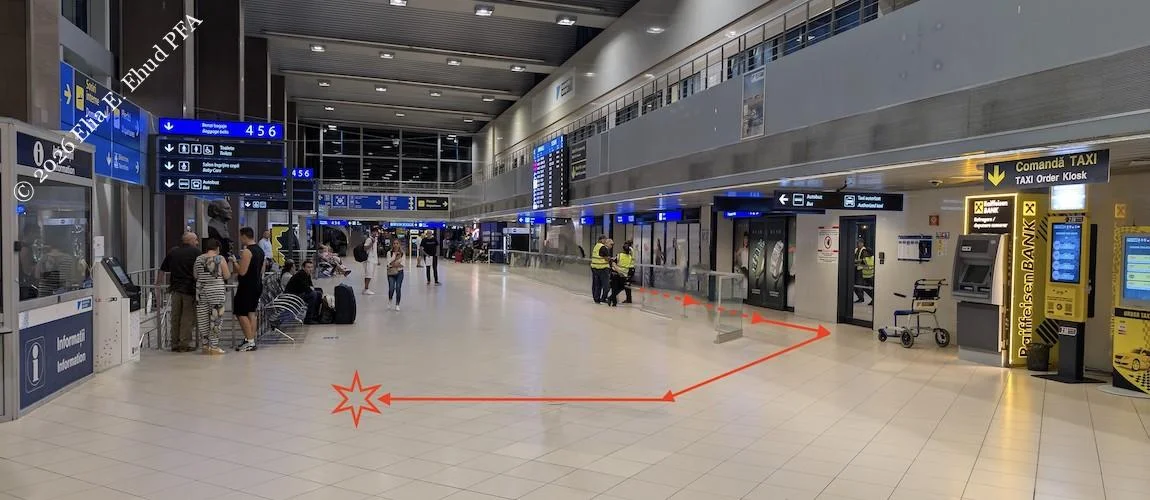 אחכה לכם מול דוכן Informations